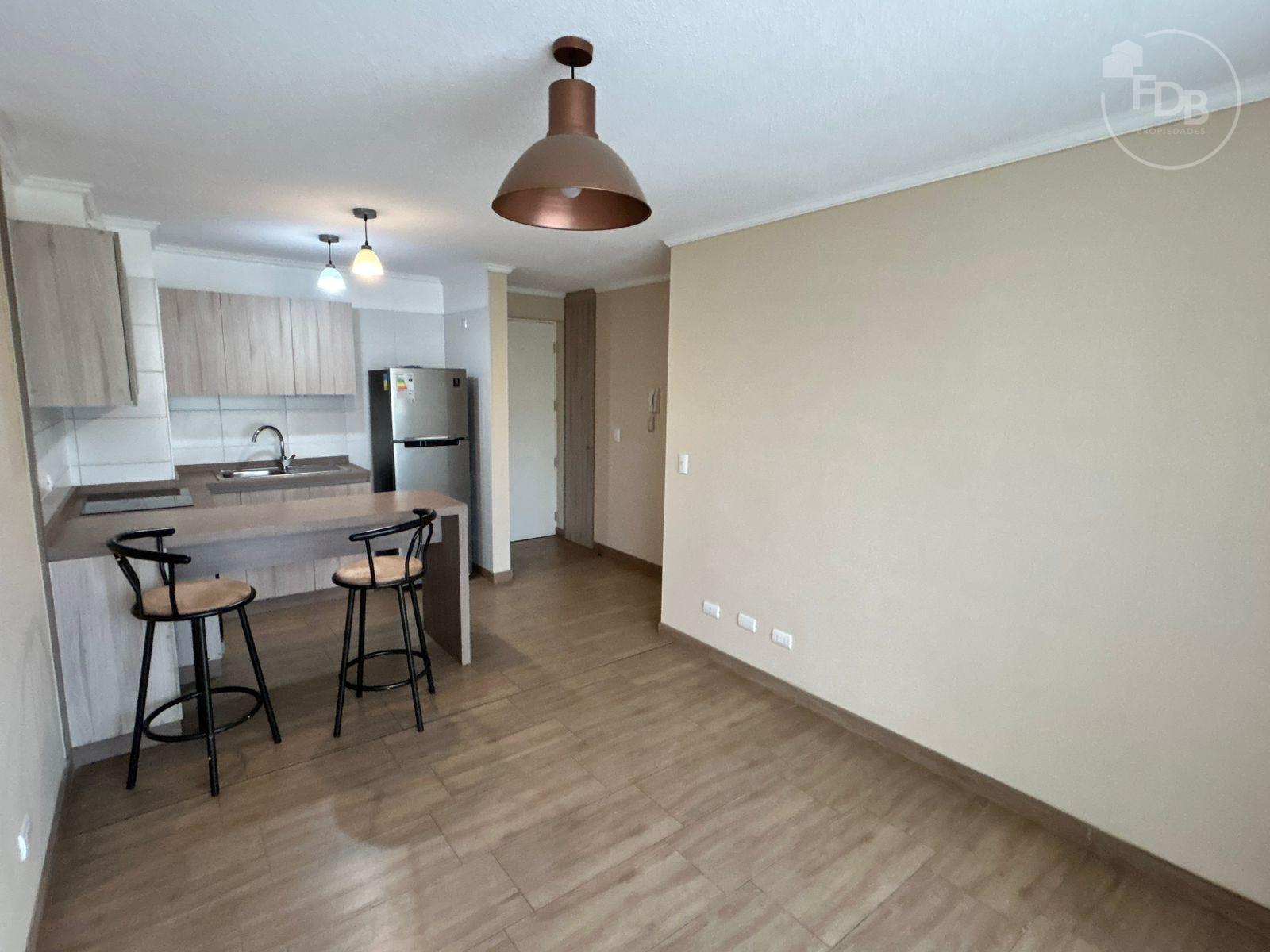 ARRIENDO DEPTO SEMI AMOBLADO FRENTE UTAL